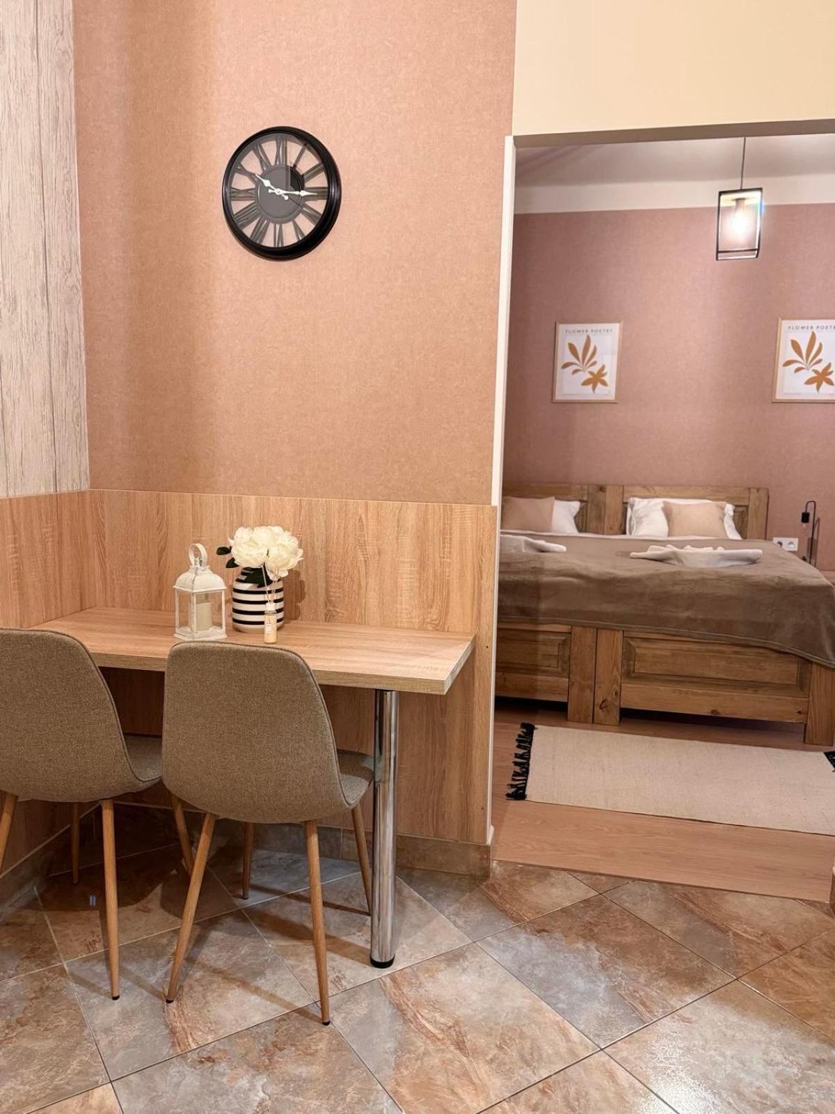 Alice Vendeghaz Bed and Breakfast Kalocsa Eksteriør billede